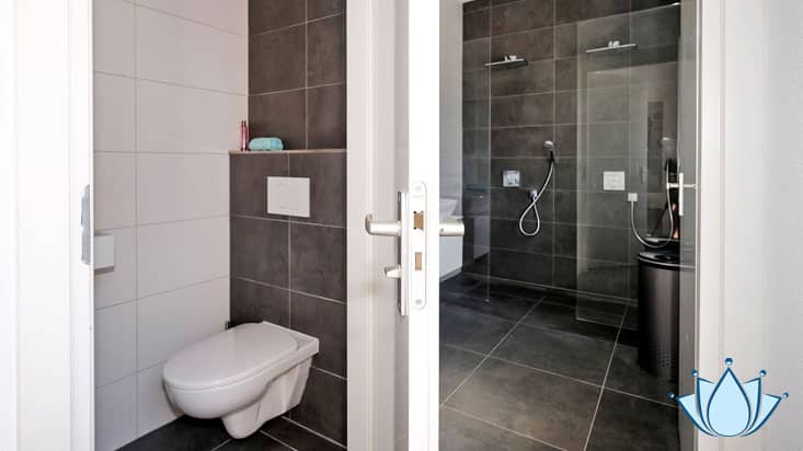 Toilet-schoonmaken-met-Nano-Coating